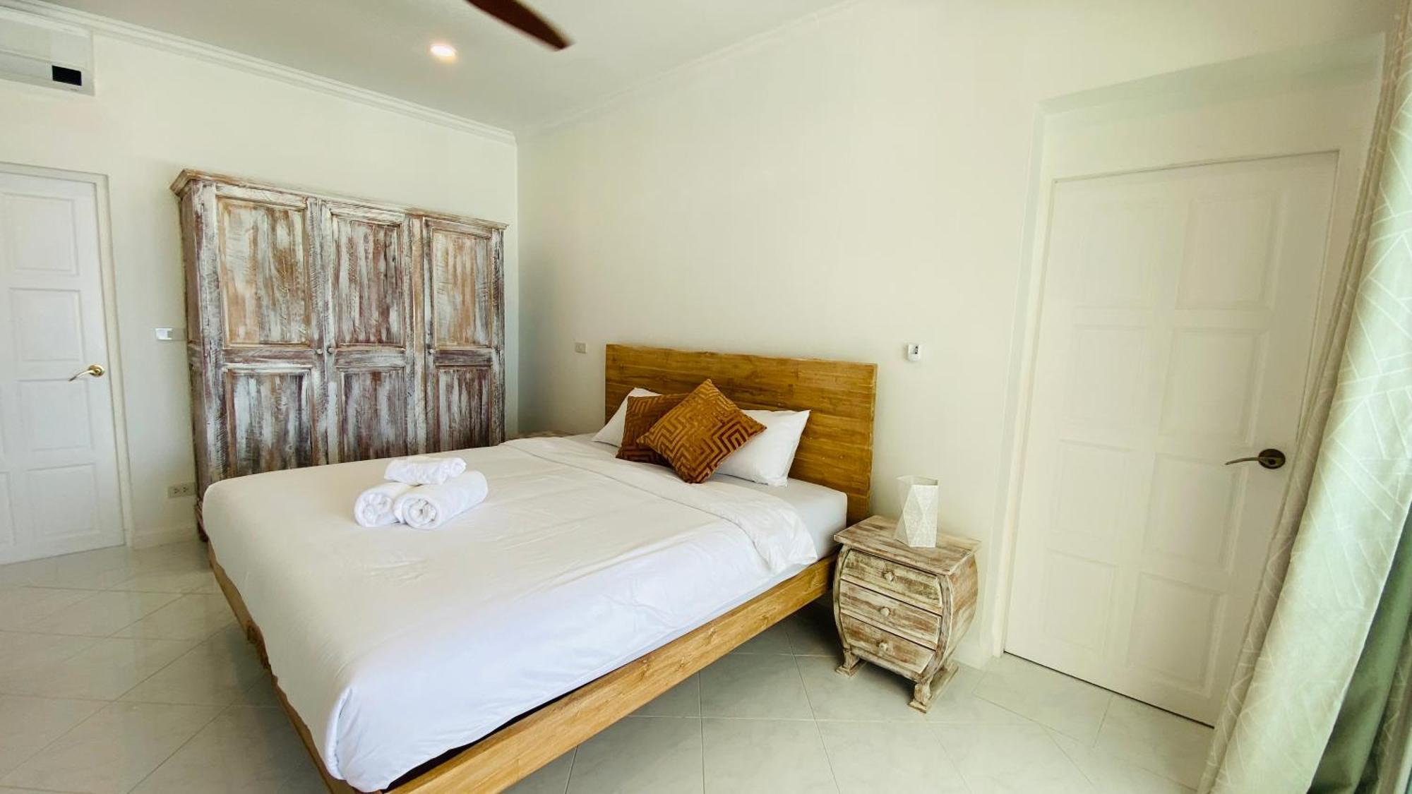 Ocean Bliss Beach House, 6 Bedrooms Phuket ภายนอก รูปภาพ